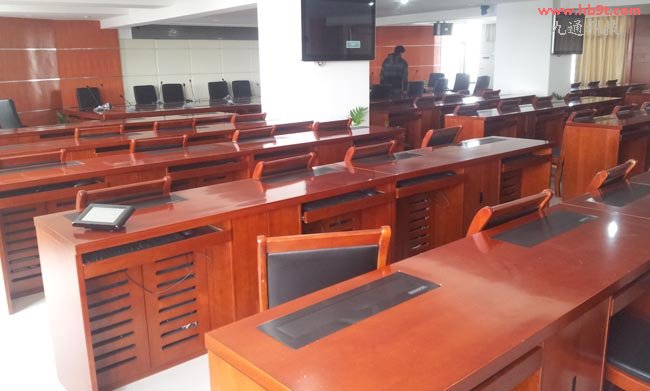 �@ʾ��ȫ�����º�������o�κξ��|�����ڴ������